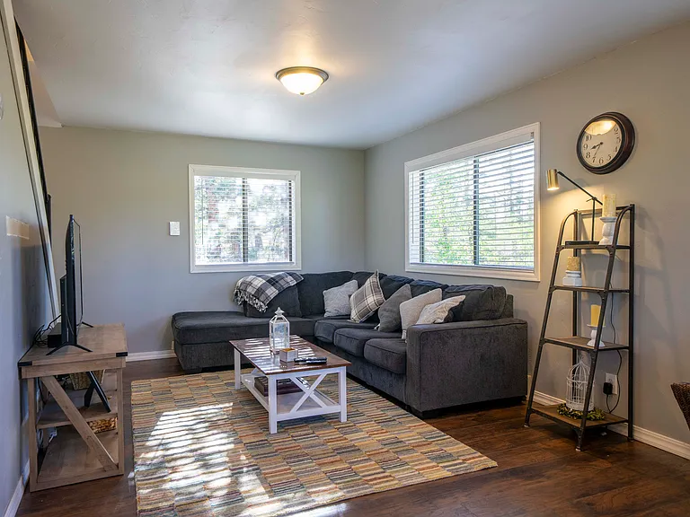 3557 Stagestop Rd — Photo 4