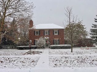 782 Cherry Valley Dr, Amherst, OH 44001