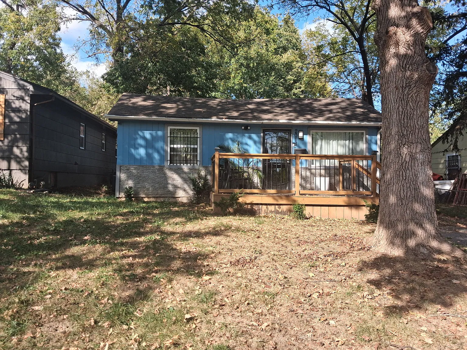 2 bed, 784 sqft, $1,115 — Photo 1