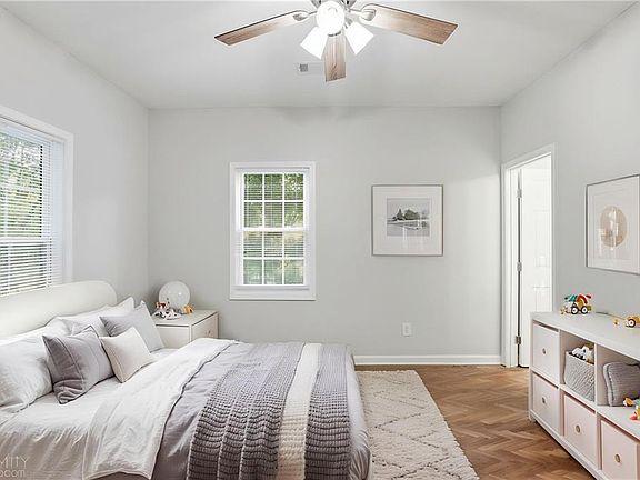 5th image of 1749 Givens St NW