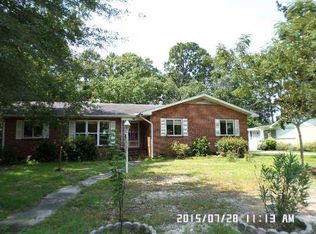 411 Sutherland Cir, Chickasaw, AL 36611