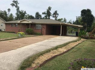 1406 7th Ave, Athens, AL 35611