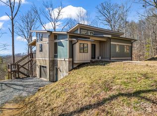 151 Sandys Home Pl, Mars Hill, NC 28754
