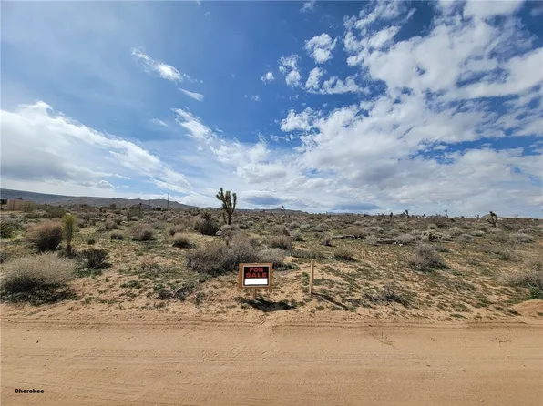 1150 Cherokee Trl, Yucca Valley, CA 92284