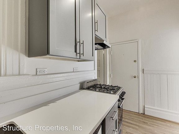 4th image of 292 14th St APT 1