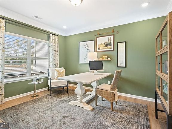 4th image of 5023 Cecelia Dr