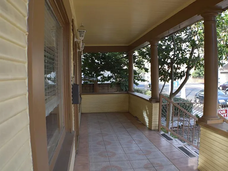 127 Orange Ave — Photo 6