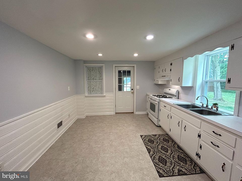 745 Yardville Hamilton Sq, Trenton, NJ 08691 Zillow