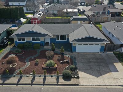 736 Hemlock Ave, Central Point, OR, 97502