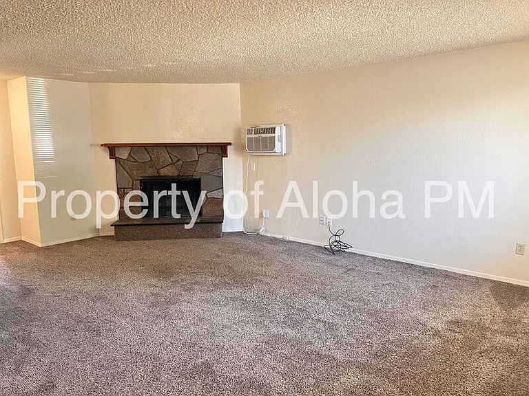 10490 W Seneca — Photo 3