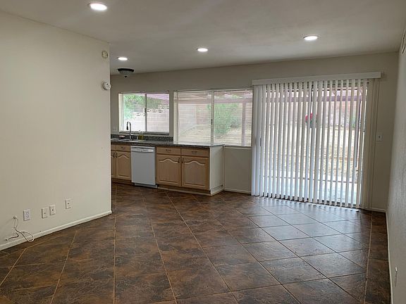 4th image of 3115 Belvedere Dr