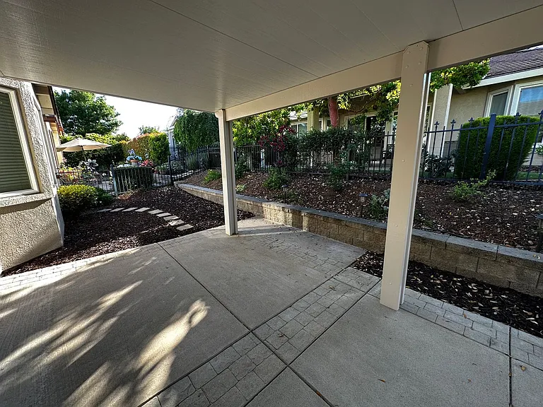 575 Quindell Way — Photo 22