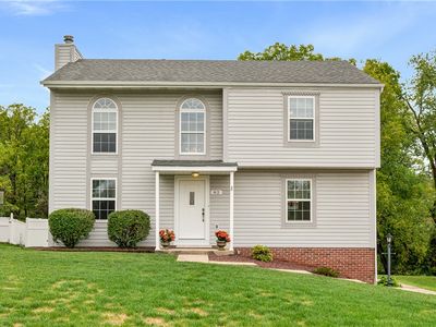 82 Forest Glen Dr, Imperial, PA, 15126