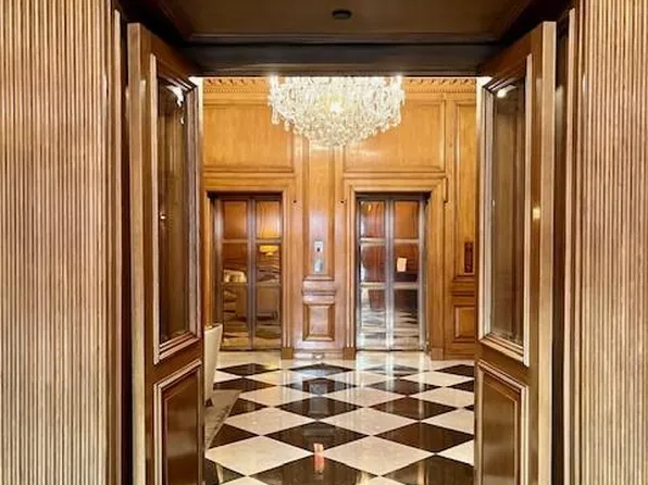 502 Park Avenue image 11 of 12