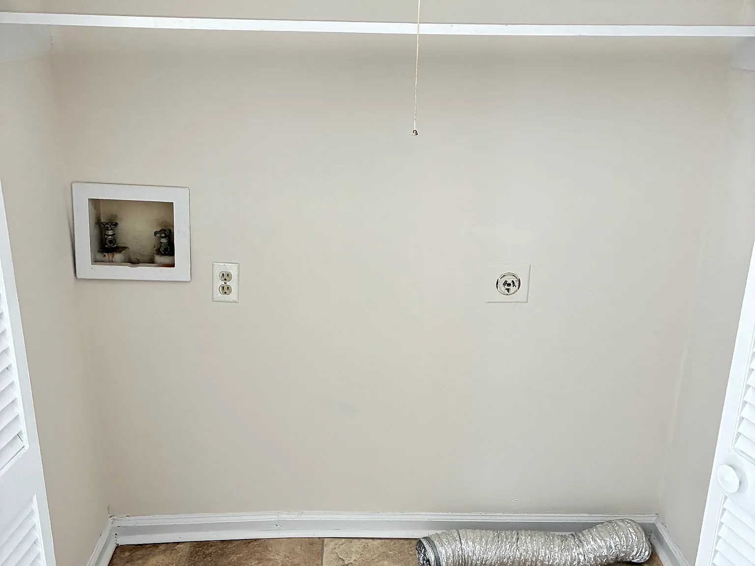 2 bed, 1.5 bath, 1150 sqft, $1,100 — Photo 4