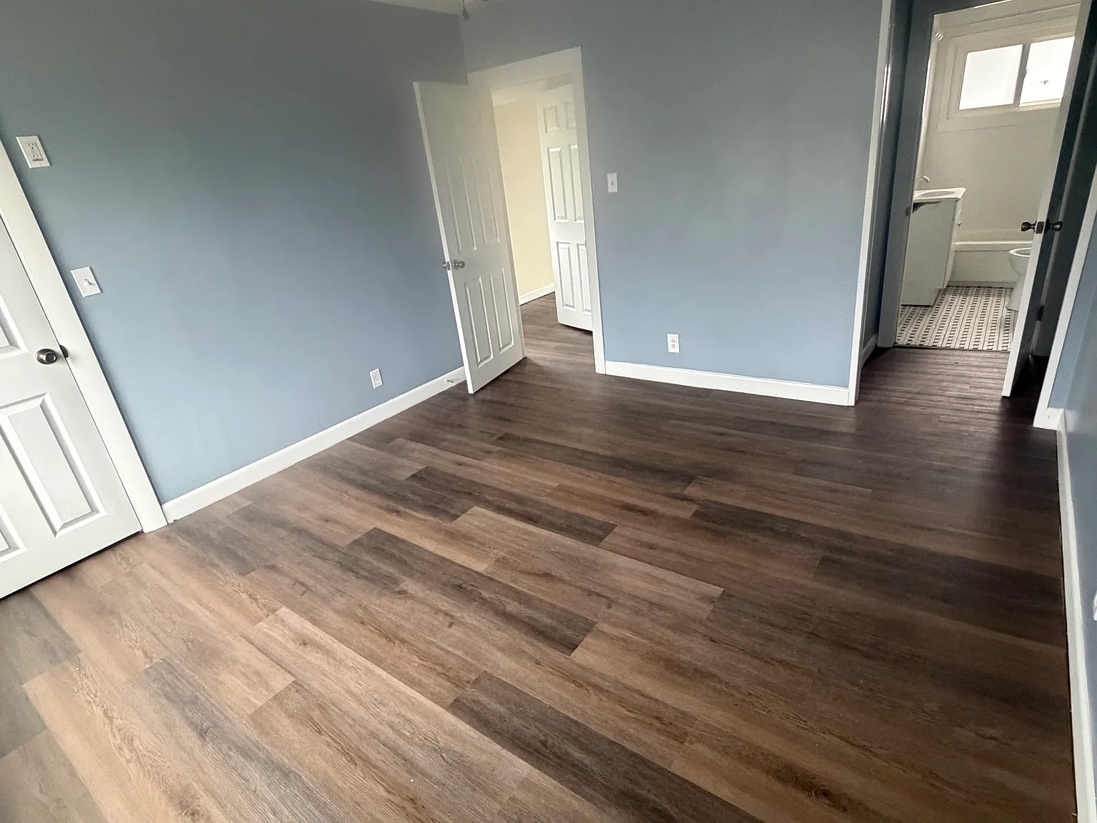 2 bed, 800 sqft, $1,750 — Photo 1