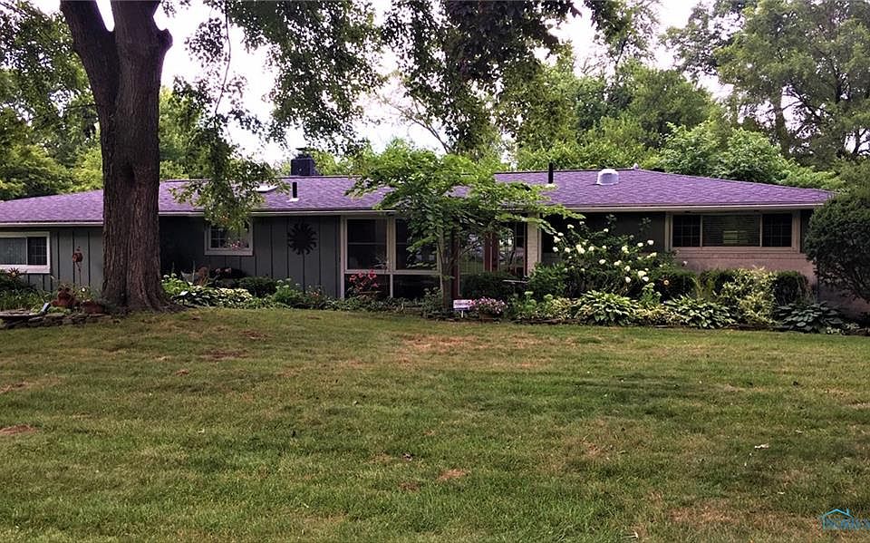 1st image of 3542 E Lincolnshire Blvd