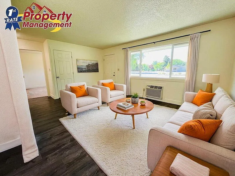 2 bed, 1.0 bath, 768 sqft, $1,445 — Photo 2