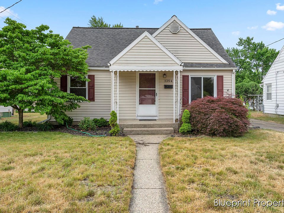 1st image of 1354 Northlawn St NE