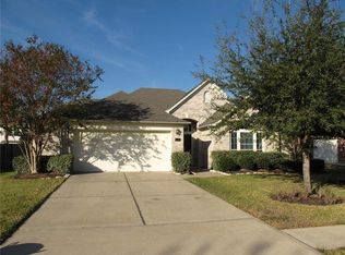8707 Light Fall Cir, Houston, TX 77095