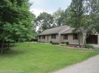 13480 Rawsonville Rd, Belleville, MI 48111