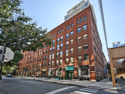 225 W Huron St APT 505, Chicago, IL, 60654