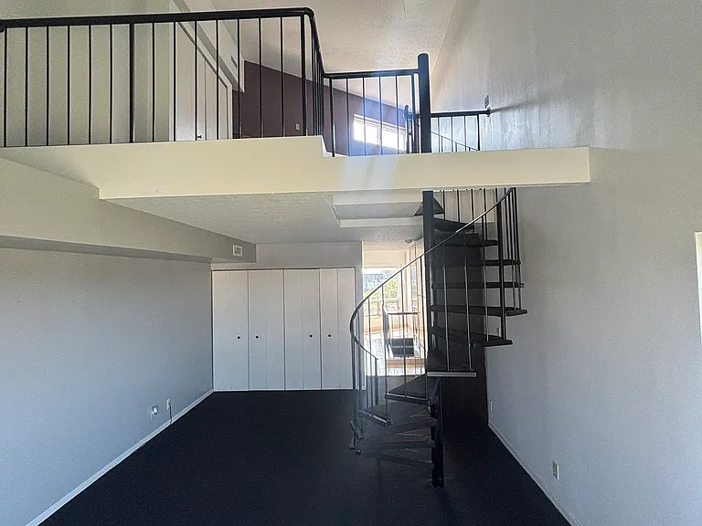 1900 Grove Ct #409 — Photo 13