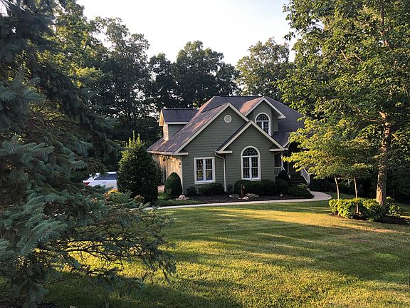 3rd image of 129 Havenridge Cir