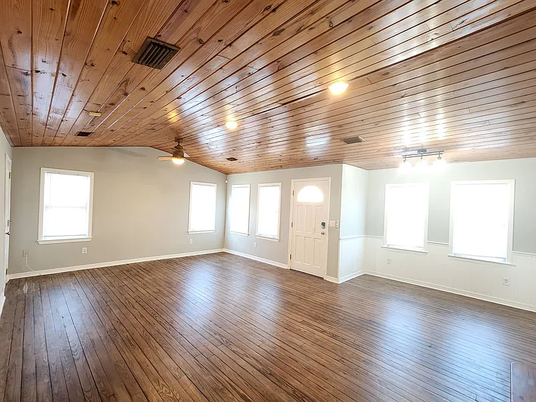 119 Cobb Rd — Photo 7