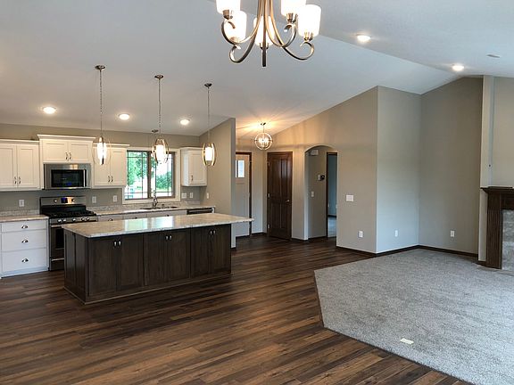 3rd image of 5550 Glenview Lane