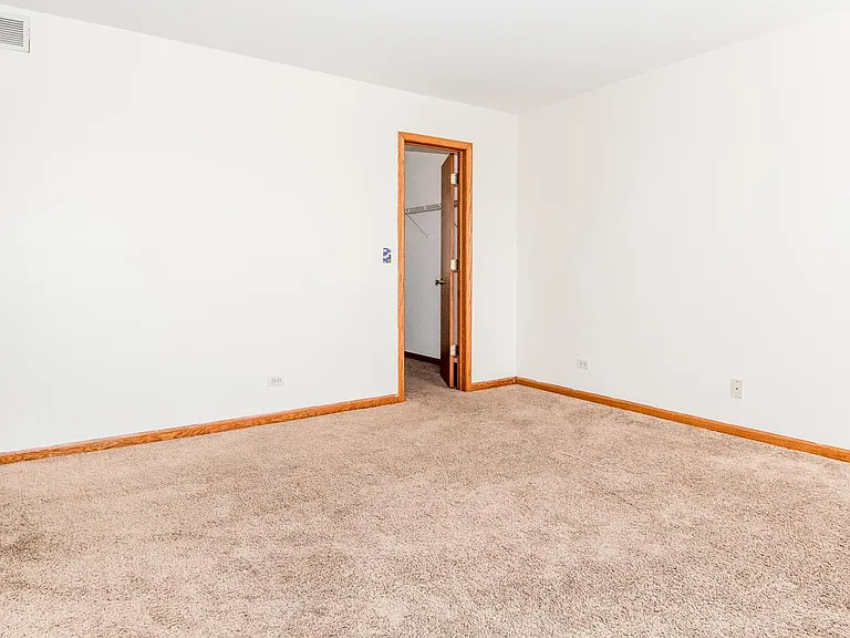 4133 Blackstone Dr — Photo 26