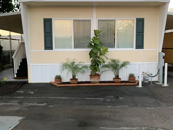 1515 Capalina Rd Space 72, San Marcos, CA 92069