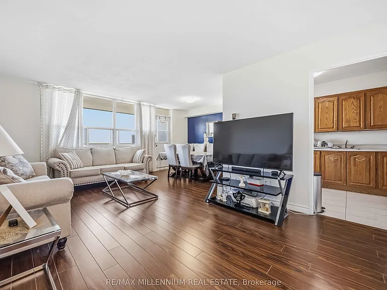 2550 Pharmacy Ave #1107 — Photo 11