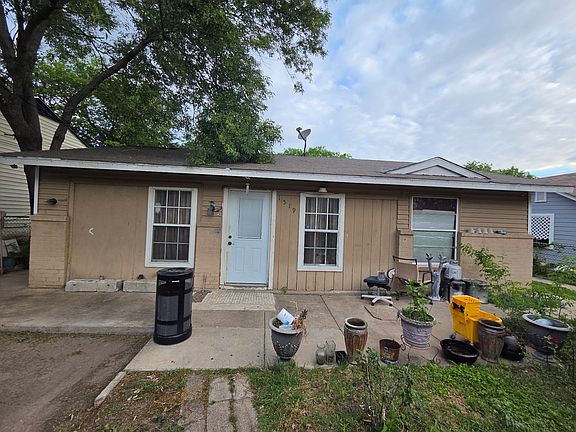 3rd image of 1519 Presidio Ave