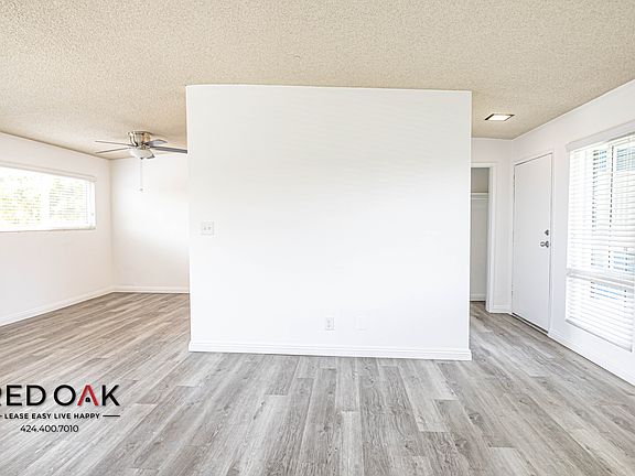 2nd image of 326 W Queen St #15