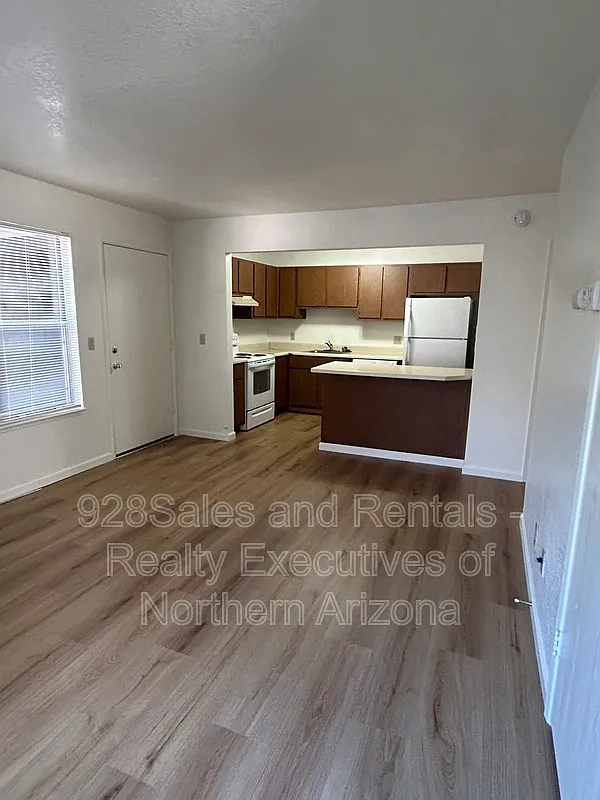 1 bed, 1.0 bath, 520 sqft, $1,200 — Photo 4