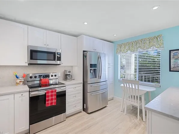 3041 Sandpiper Bay CIR #H203, NAPLES, FL 34112