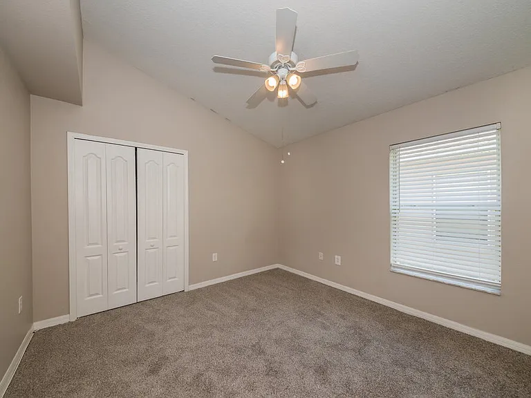 1609 Carson White Ln — Photo 12