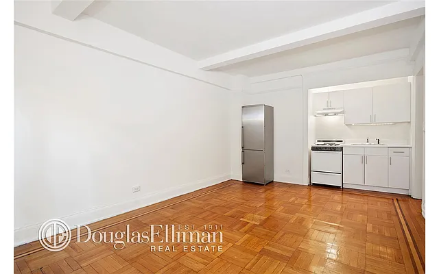 Sold by Douglas Elliman | media 13