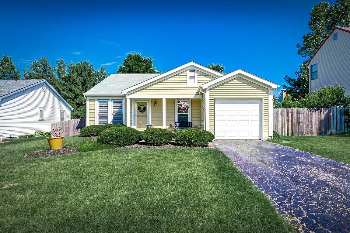 382 Highmeadows Village Dr photo 1