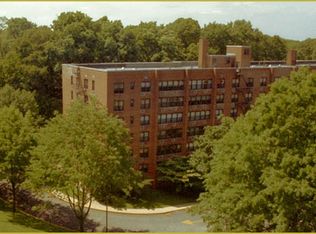 75-26 Bell Blvd APT 1C, Oakland Gardens, NY 11364
