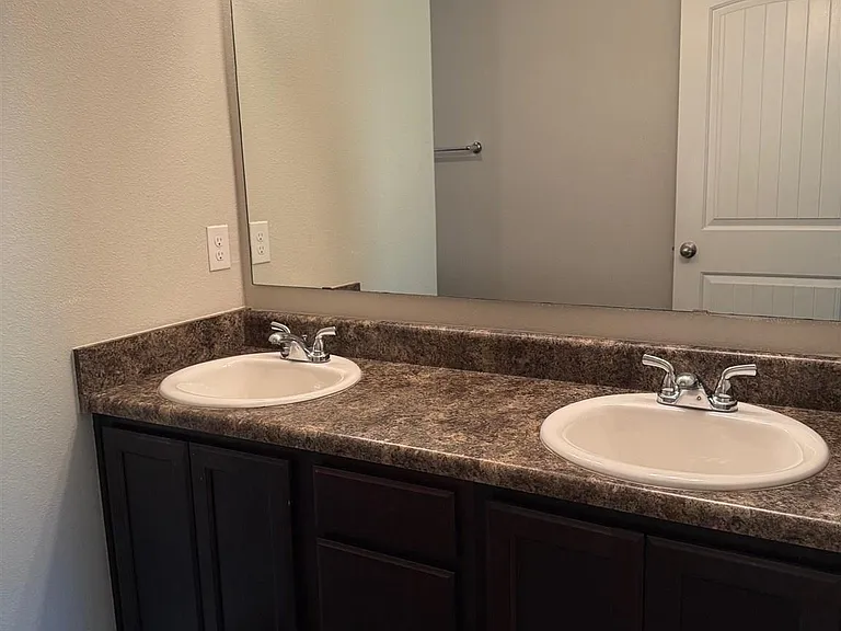 10881 Chippewa Way — Photo 9