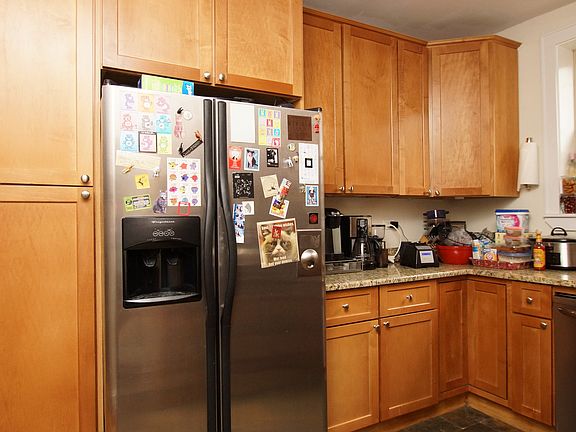5th image of 2150 W Arthur Ave APT 3