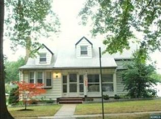 176 Jackson Ave, Rutherford, NJ 07070