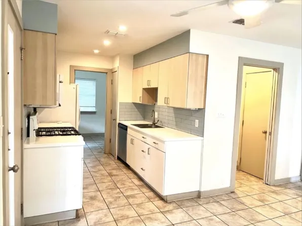 2001 E 10th St, Austin, TX 78702