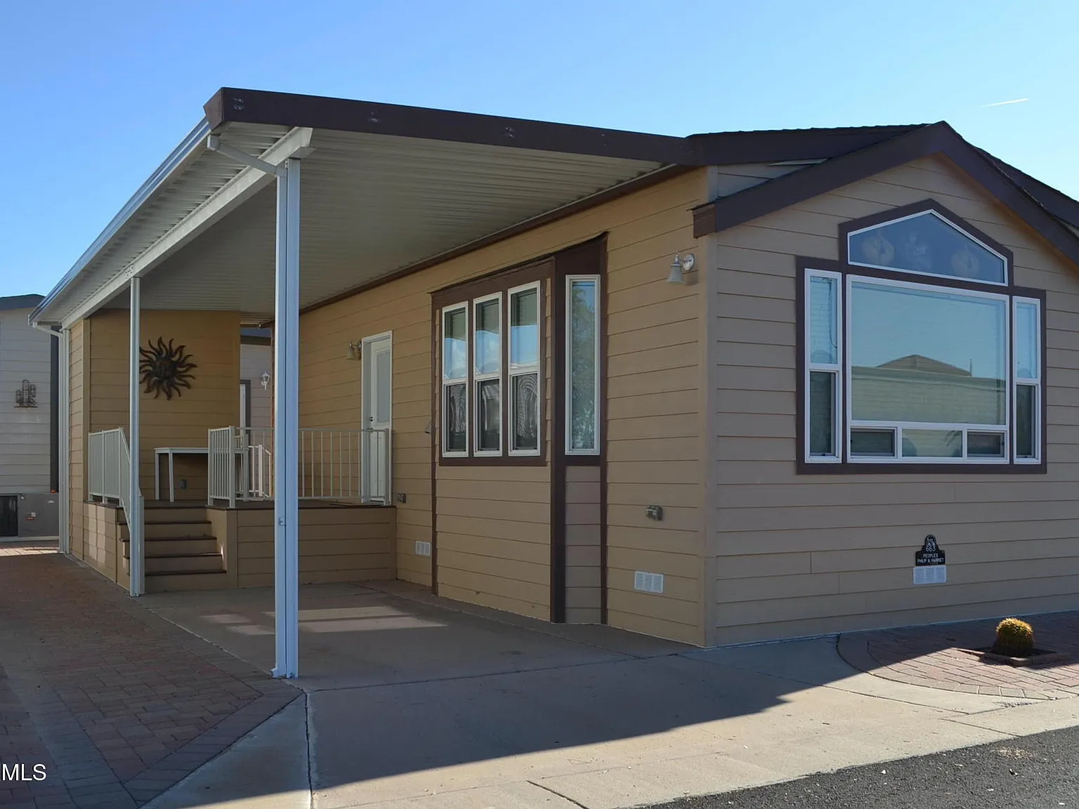 1 bed, 1.0 bath, 596 sqft, $2,000 — Photo 2