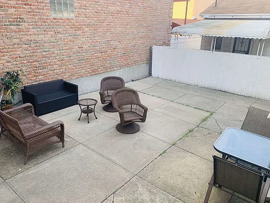 Rented by Voro New York | media 4