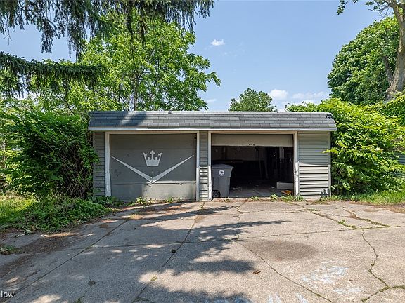 3rd image of 7201 Clement Ave