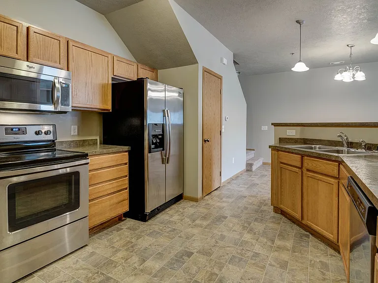 2200-2226 Landmark Cir NW #2160-2190 — Photo 7