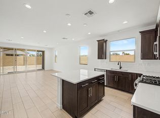 5330 W Harmont Dr, Glendale, AZ 85302
